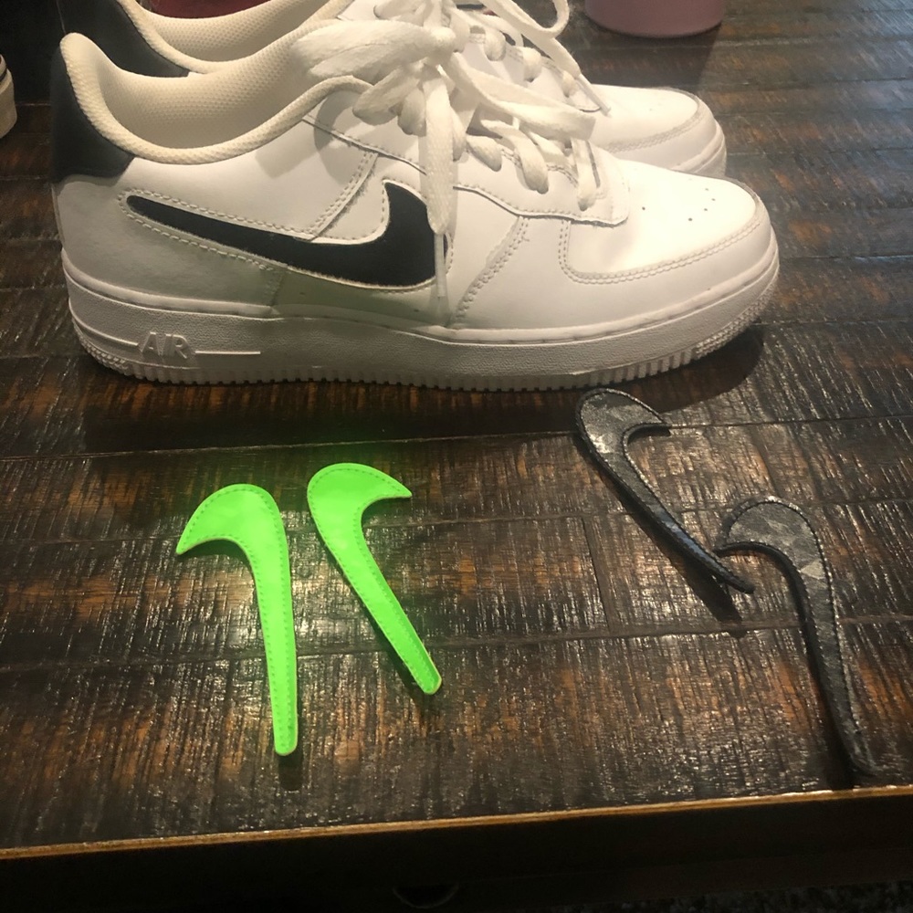 White Nike Air Force. boys size 7Y